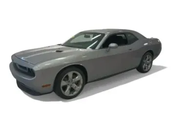 2014 Dodge Challenger SXT's photo