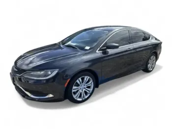 2016 Chrysler 200 Limited's photo