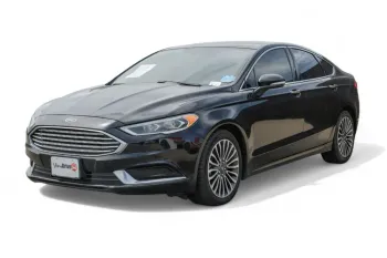 2018 Ford Fusion SE's photo