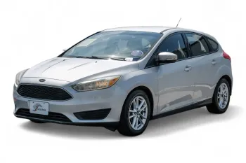 2016 Ford Focus SE's photo
