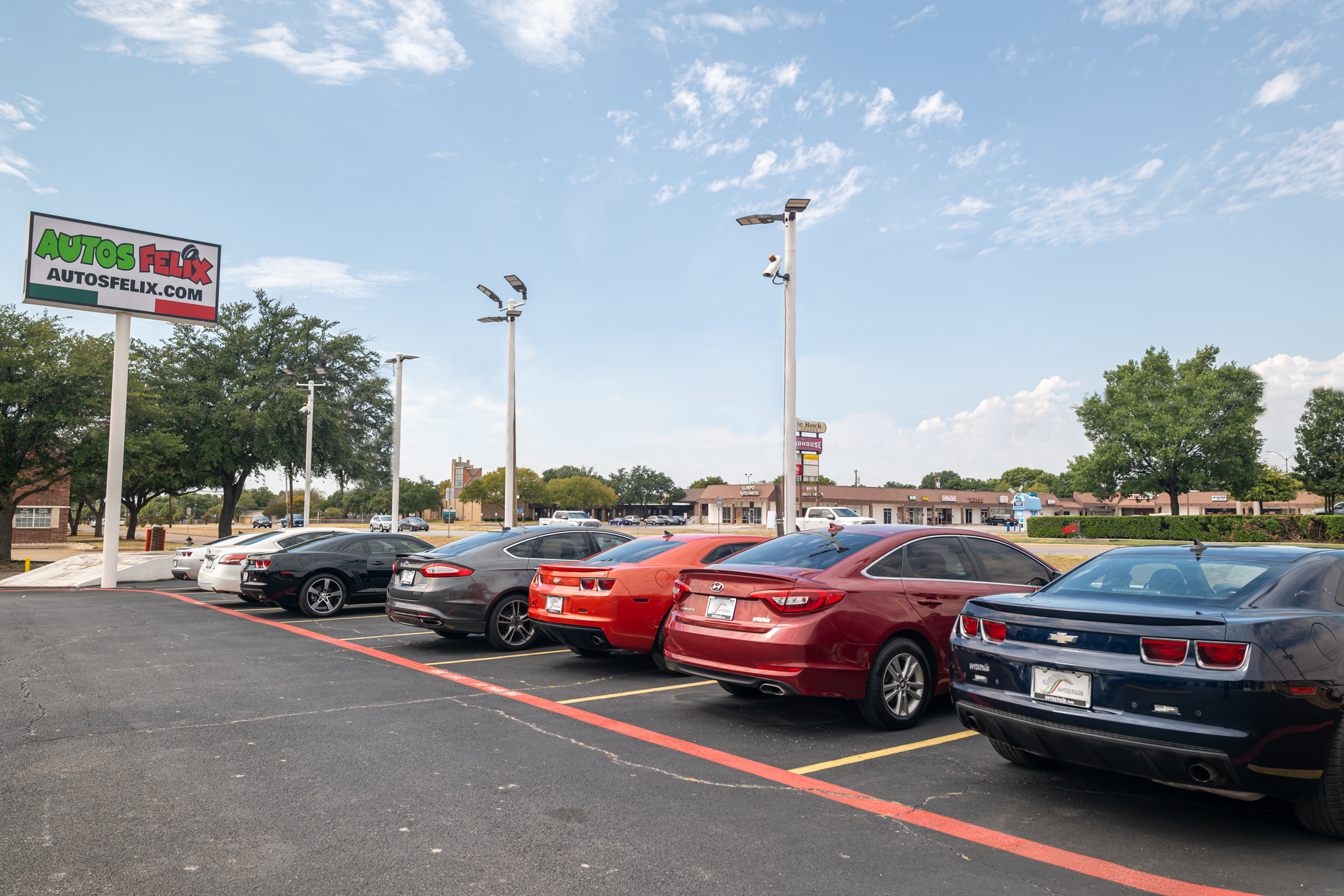 Garland NWH, TX - Main view
